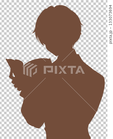 読書をする少年 シルエット 小さい本 読書をする少年 シルエット 小さい本 133073694