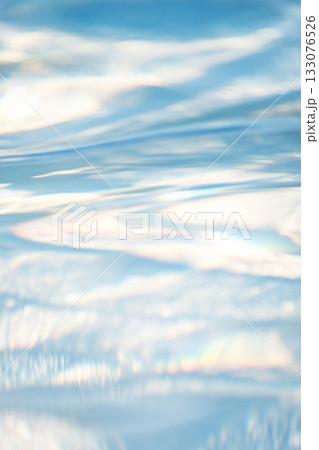 水面模様がつくる夏色のイメージ 水面模様がつくる夏色のイメージ 133076526