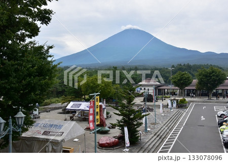 山梨県　道の駅なるさわと富士山 133078096
