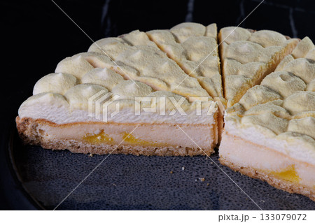 Lemon Cheesecake With Fluffy Meringue Topping 133079072