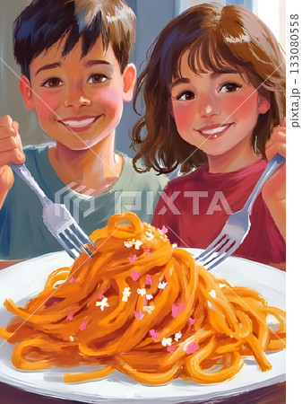 パスタを食べる笑顔の子供たち パスタを食べる笑顔の子供たち 133080558