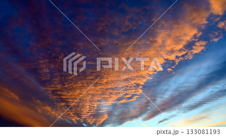 夕空素材 133081193