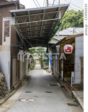 参道の小さなアーケード 参道の小さなアーケード 133092010