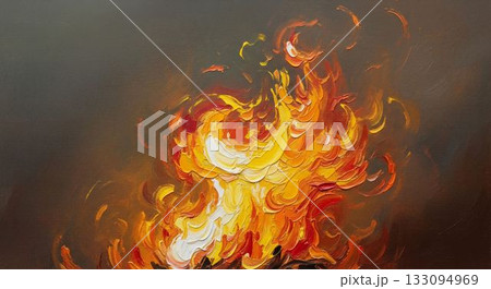 燃え上がる幻想的な焚火の炎 133094969