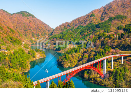 庄川峡（秋） 133095128