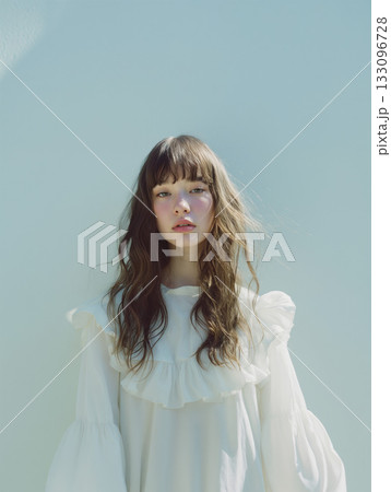 美しい女性のポートレート写真 美しい女性のポートレート写真 133096728
