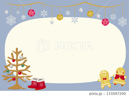 ジンジャークッキーとクリスマスオーナメントのフレーム 133097200