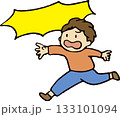 叫びながら走る子ども 133101094