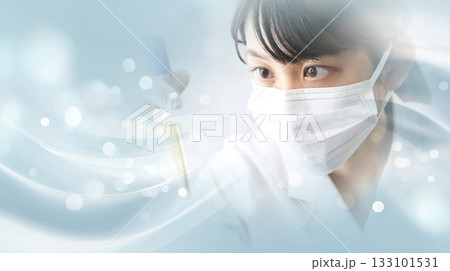 科学と医療・研究イメージ:研究者と抽象背景 科学と医療・研究イメージ:研究者と抽象背景 133101531