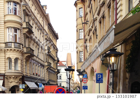 チェコ　プラハ　街並み 133101987