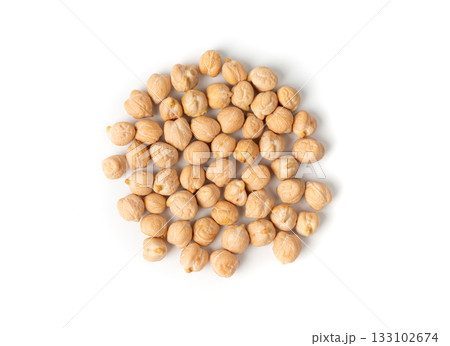 Chickpea, chick pea pile, dry Cicer arietinum fruits, raw Bengal gram legume, garbanzo beans Chickpea, chick pea pile, dry Cicer arietinum fruits, raw Bengal gram legume, garbanzo beans 133102674