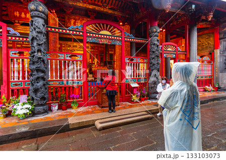 龍山寺　台湾　台北　台湾旅行 133103073