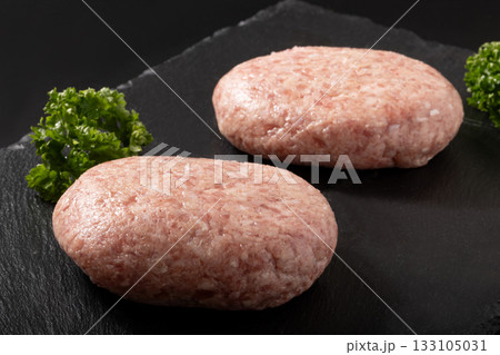 生ハンバーグ(国産牛 国産豚) 生ハンバーグ(国産牛 国産豚) 133105031