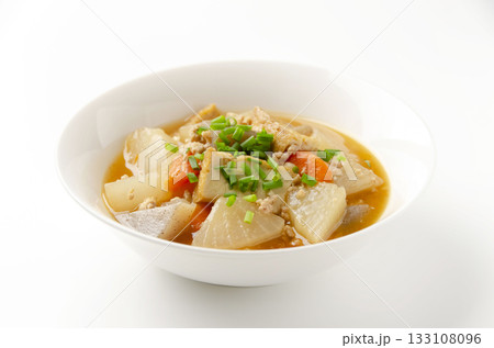 根菜と厚揚げの煮物 133108096