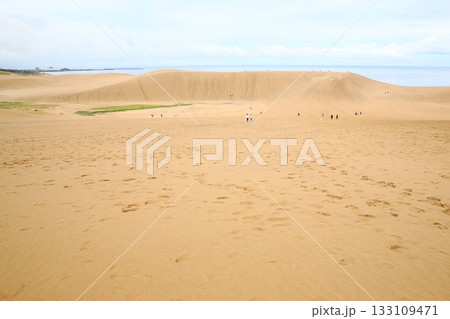 鳥取砂丘の遠景 鳥取砂丘の遠景 133109471