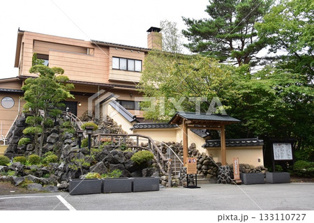 山梨県　富士眺望の湯ゆらりと案内板 133110727