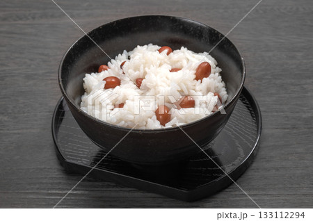 紅大豆を炊いて作った豆ごはん 紅大豆を炊いて作った豆ごはん 133112294