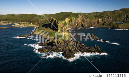断崖絶壁から望む、断崖、絶景 133113316