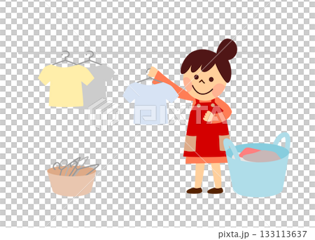 洗濯物を干す女性 133113637