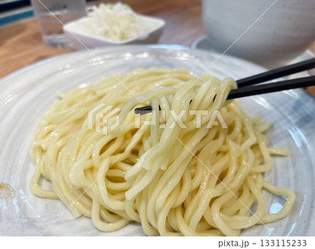 つるつるモチモチのつけ麺 濃厚スープで味わう 133115233