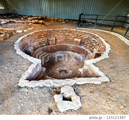 Excavated kiva at Megalithic House, part of the Far View Sites in Mesa Verde National Park. The circular stone structure is an Ancestral Puebloan ruin 133121367