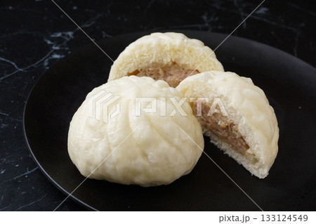 肉まん　豚まん 133124549