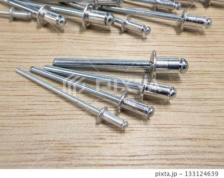 ブラインドリベット 133124639