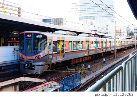 大阪環状線の電車 133125262