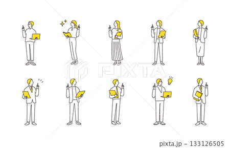 PCや書類ファイルを持ってひらめいているビジネスパーソンの全身イラストセット 133126505