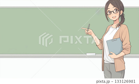 黒板の前に立ちペンを持って説明する笑顔の女の先生 133126981