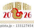 午年のベクター年賀状、かわいい馬の置物、金と赤 133127454