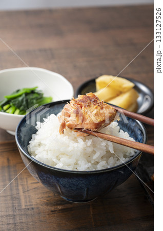 鮭の西京焼きとごはん 鮭の西京焼きとごはん 133127526