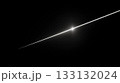 暗闇に浮かぶ光の軌跡 133132024