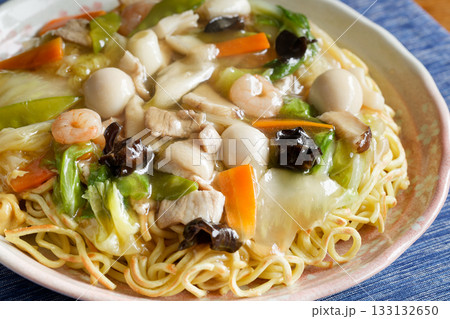 五目あんかけ焼きそば 133132650