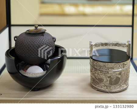茶道における茶道具 - 表千家 133132980