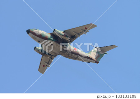 上昇する航空自衛隊C-1輸送機 上昇する航空自衛隊C-1輸送機 133133109