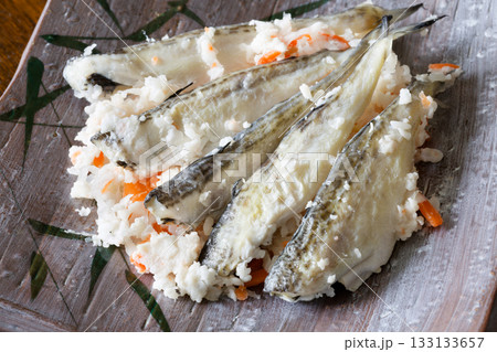 飯寿司（ハタハタ） 133133657