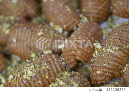 Lebanese recipe for Maakaroun fritters: fine...の写真素材 [133136253] - PIXTA