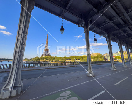 Views of eiffel tower from bir-hakem bridge in paris on a sunny day Views of eiffel tower from bir-hakem bridge in paris on a sunny day 133136303