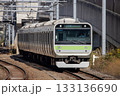 山手線の通勤電車 133136690