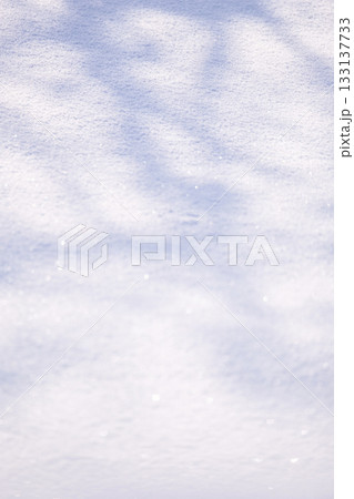 デコボコとした雪模様 133137733