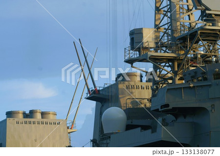 護衛艦 133138077