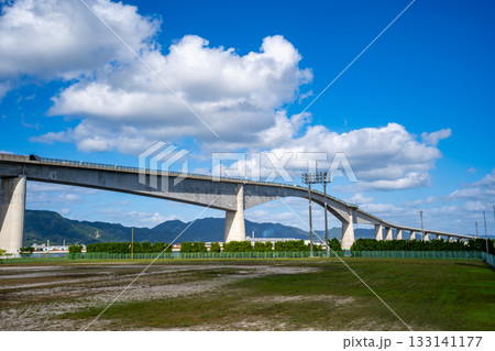 江島大橋の風景 133141177