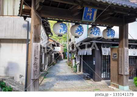 美保関町の青石畳通りの風景 美保関町の青石畳通りの風景 133141179