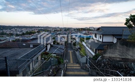 いろは坂通りの耳をすませばの聖地とされる坂道 133141816
