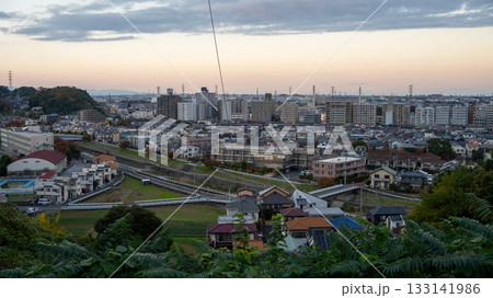 夜景の眺望の良いポイントから見える聖蹟桜ヶ丘や川崎街道沿いの住宅地 夜景の眺望の良いポイントから見える聖蹟桜ヶ丘や川崎街道沿いの住宅地 133141986