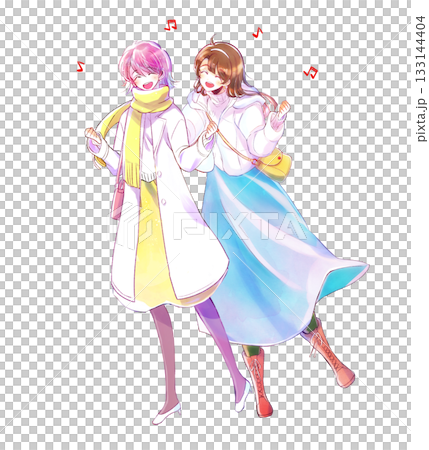 兩個女人在冬天外出玩樂 133144404