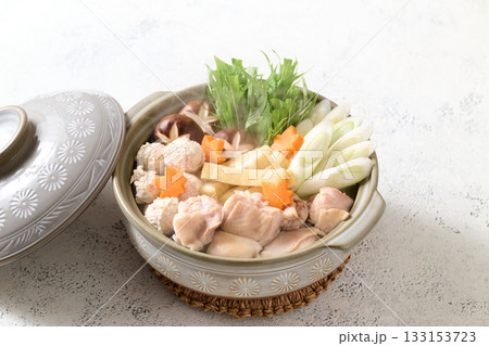 鶏鍋 133153723