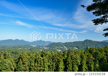 宇陀松山城跡から額井岳方面を望む 【奈良県宇陀市】 宇陀松山城跡から額井岳方面を望む 【奈良県宇陀市】 133154138