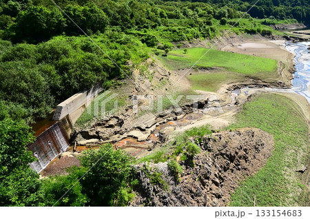 夏の滝名川(山王海ダム)上流の風景 夏の滝名川(山王海ダム)上流の風景 133154683